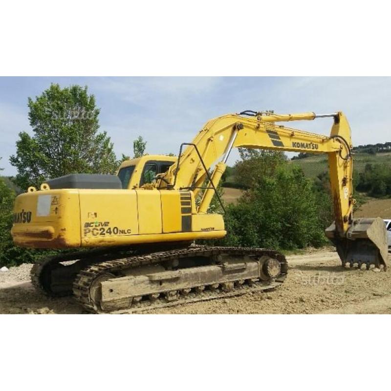 Escavatore Cingolato komatsu PC240 NLC 6