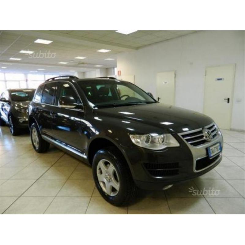 VOLKSWAGEN Touareg 2.5 R5 TDI DPF