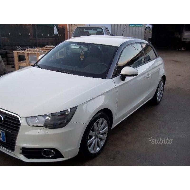 Audi a1/s1 - 2011