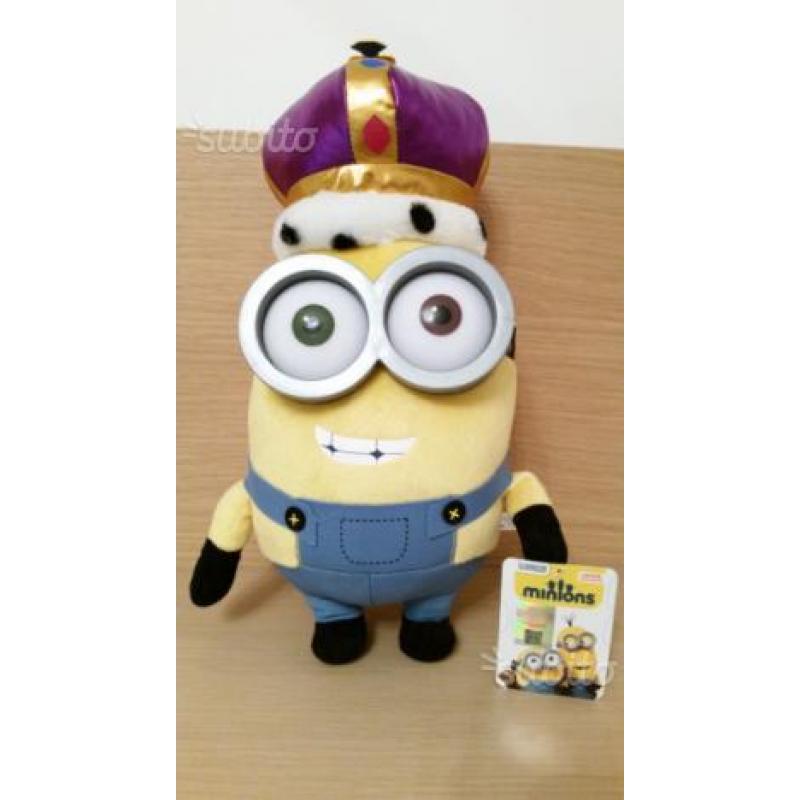 Peluche Minions Re King h. 30 cm nuovo e originale