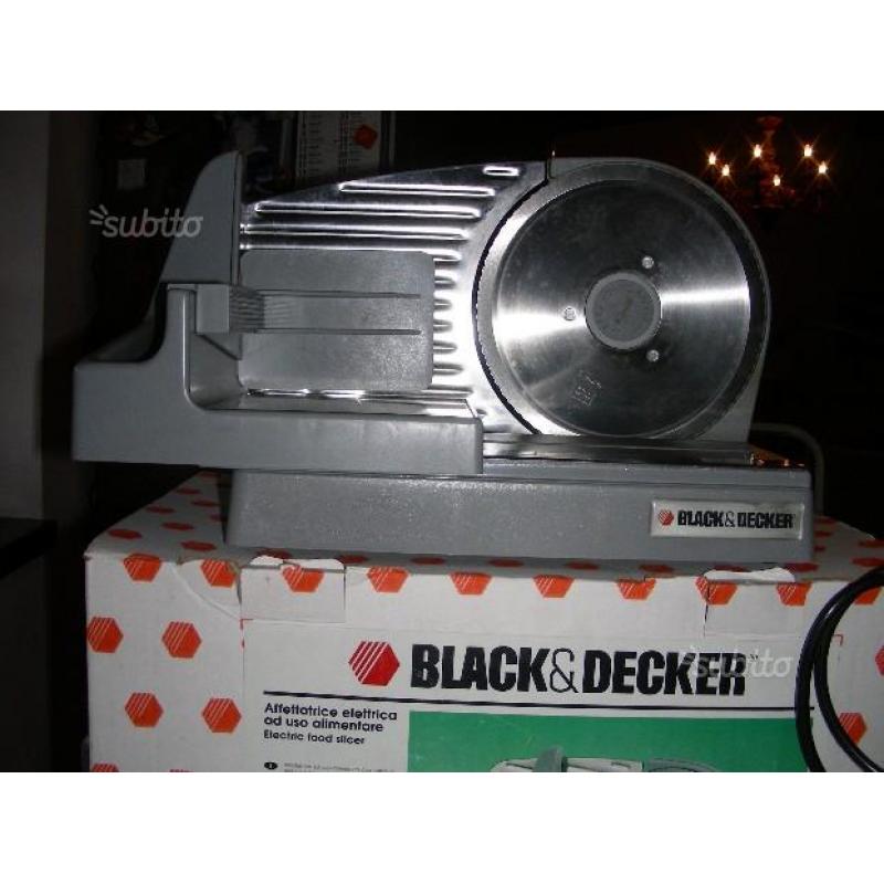 Affettatrice elettrica Black and Decker