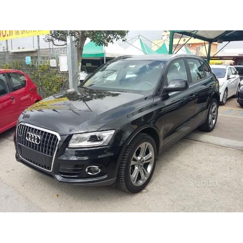 Audi Q5 Quattro 2.0 TDI ( NAVI   LED BI-XENON )