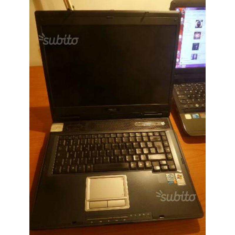 Notebook portatile ASUS