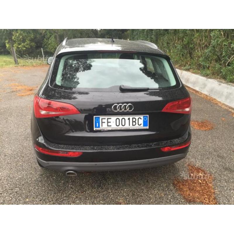 Audi Q 5 quattro 177 cc fine 2012 nera