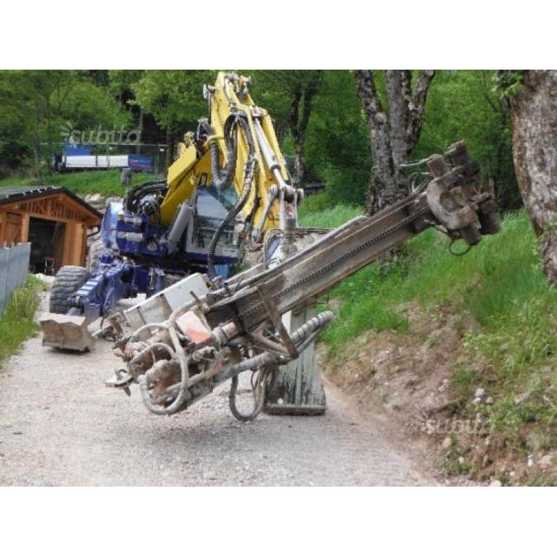 Perforatrice Comacchio per ragno o escavatore