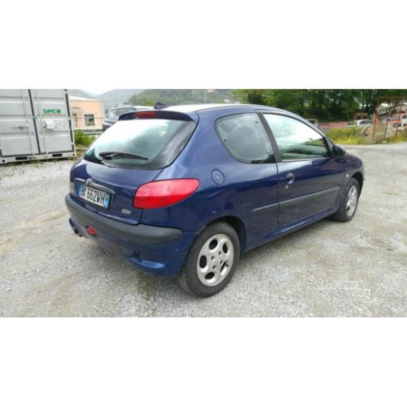 Peugeot 206 1.1cc - 2000