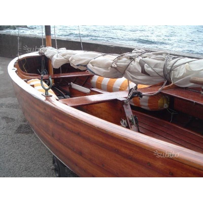 Dinghy 12 piedi