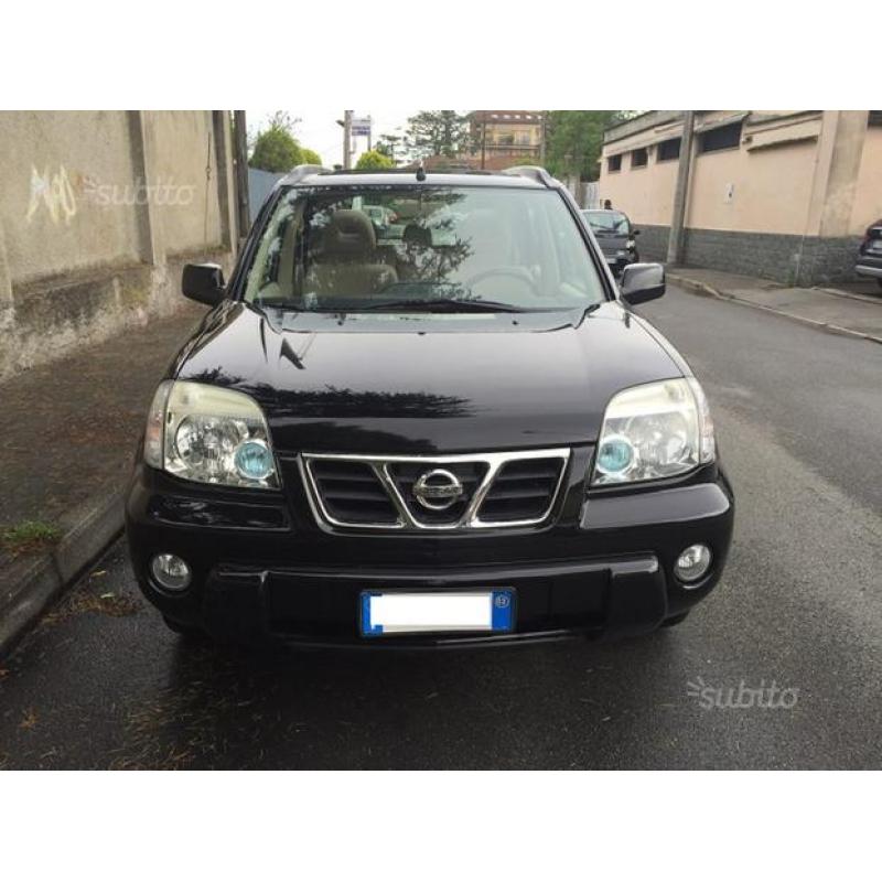 NISSAN X-Trail 2.2 dCi Elegance-PELLE- TETTUCCIO