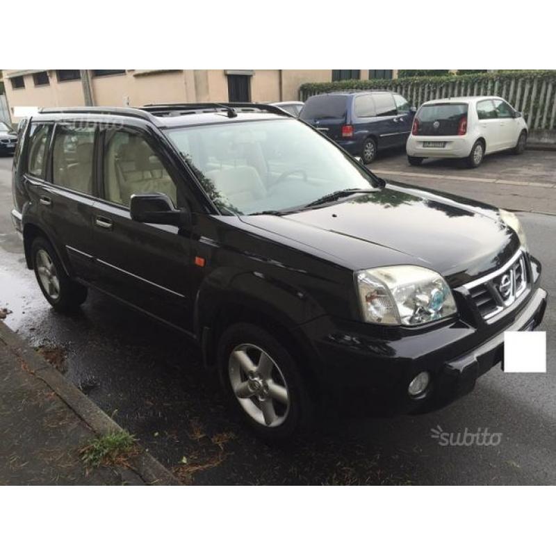 NISSAN X-Trail 2.2 dCi Elegance-PELLE- TETTUCCIO