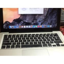 MacBook Pro i5