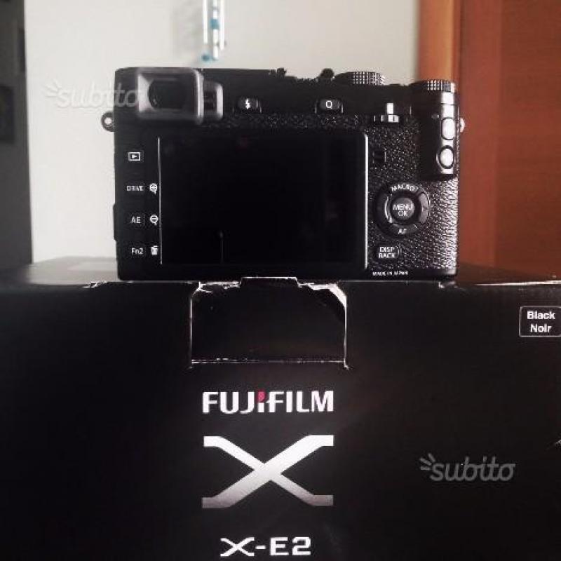 FUJIFILM X-E2 Garanzia Italia