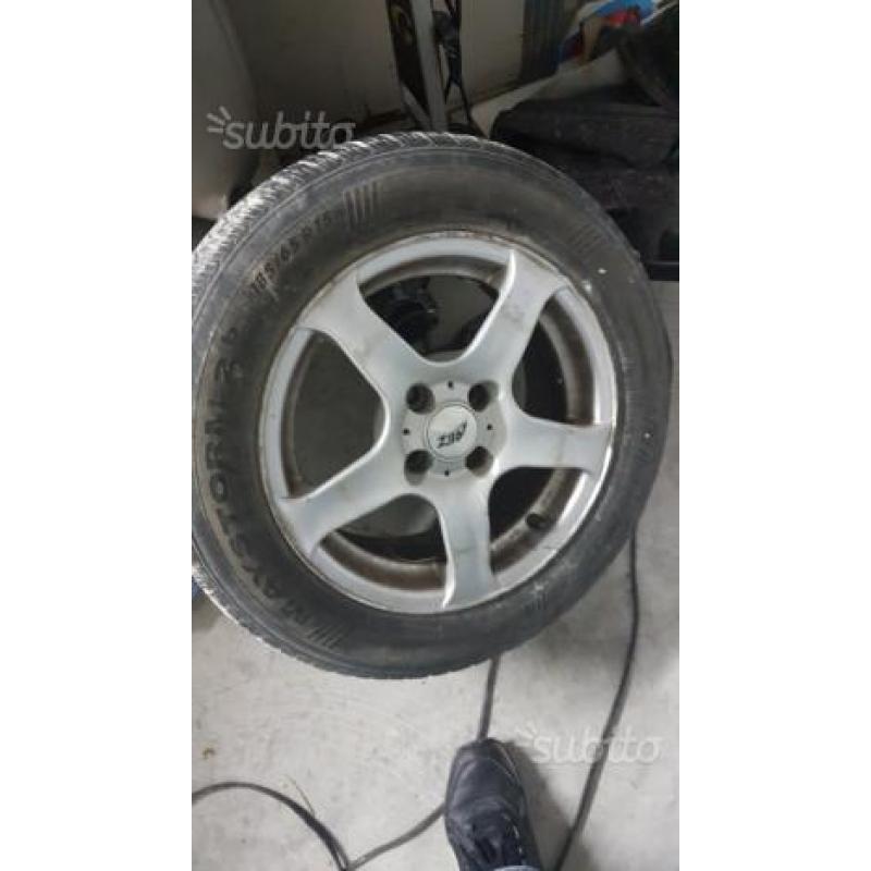 Cerchi aez 15" per Fiat