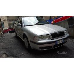 SKODA Octavia 1.6 cat Wagon Ambiente