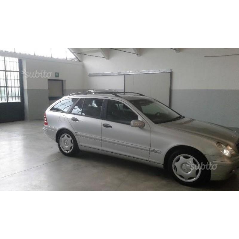 MERCEDES Classe C (W/S203) - 2004