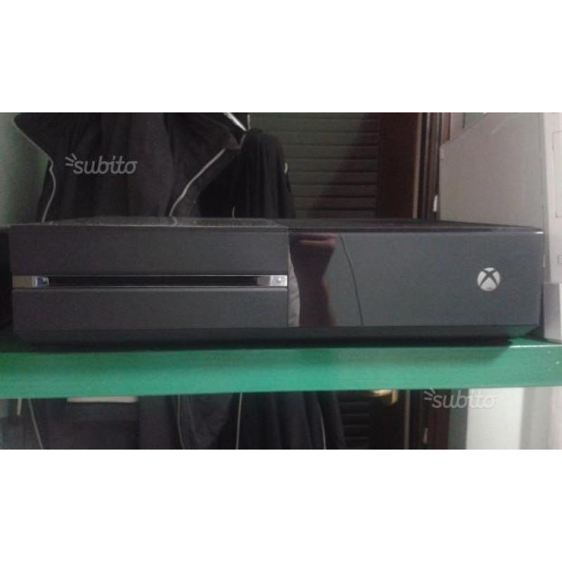 Xbox One + kinect + 4 giochi 500GB