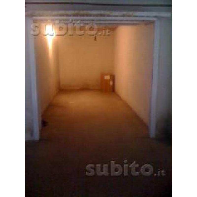 Box in complesso condominiale