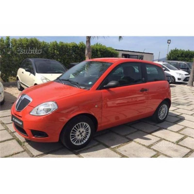 Lancia Ypsilon 1.4 Ecochic GPL