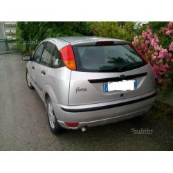 FORD Focus 1ª serie - 2004