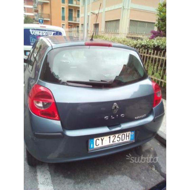 RENAULT Clio 4ª serie - 2005