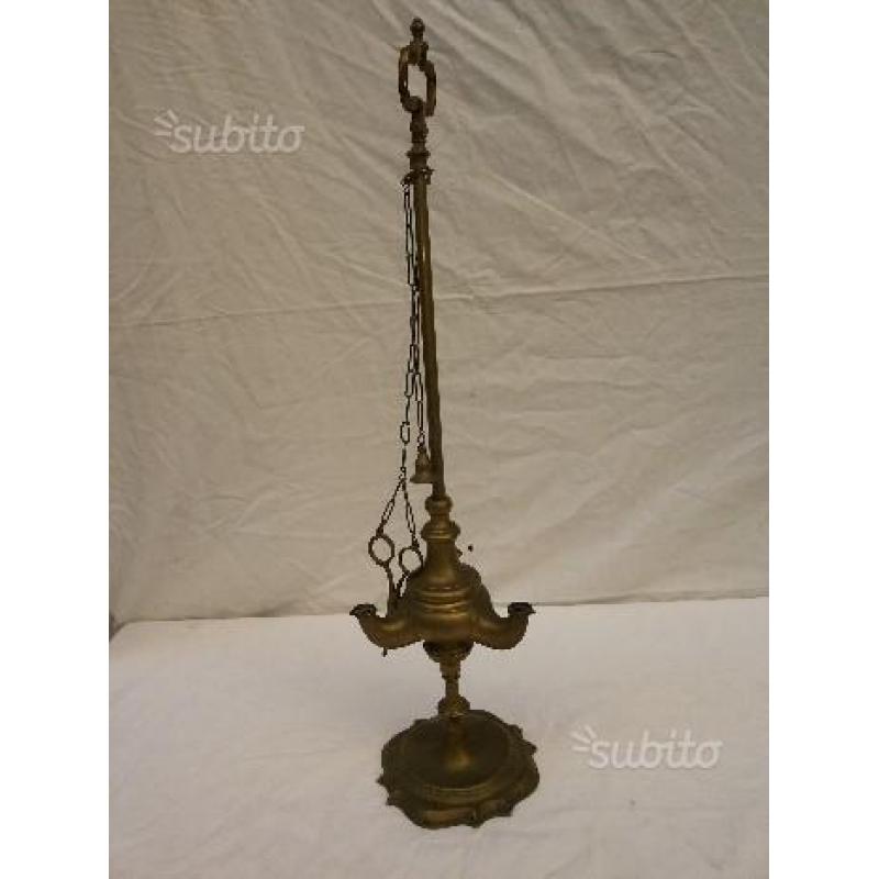 Lampada ad olio antiquariato