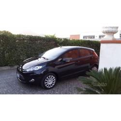 FORD Fiesta 4ª serie - 2010