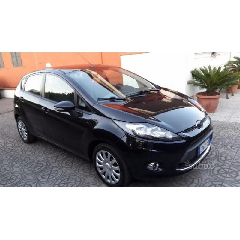 FORD Fiesta 4ª serie - 2010