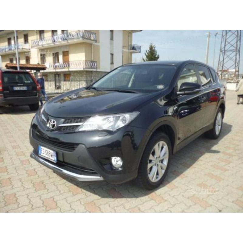 TOYOTA RAV 4 RAV4 2.0 D-4D 4WD Lounge