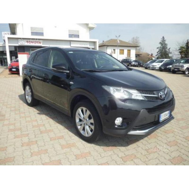 TOYOTA RAV 4 RAV4 2.0 D-4D 4WD Lounge