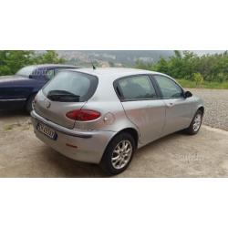 ALFA ROMEO 147 JTD Revisionata 27.05.2016 LEGGi