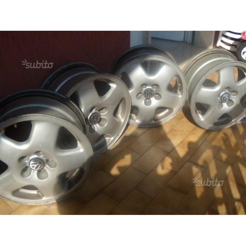 Cerchi in lega volkswagen da 15"