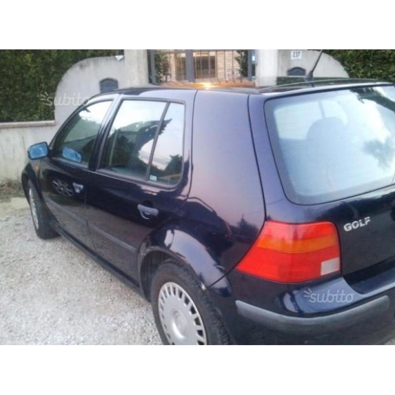 VOLKSWAGEN Golf 4ª serie - 1998