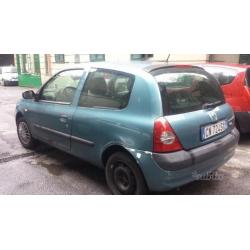 RENAULT Clio 1.2 16V cat 3 porte Confort Dynamiq