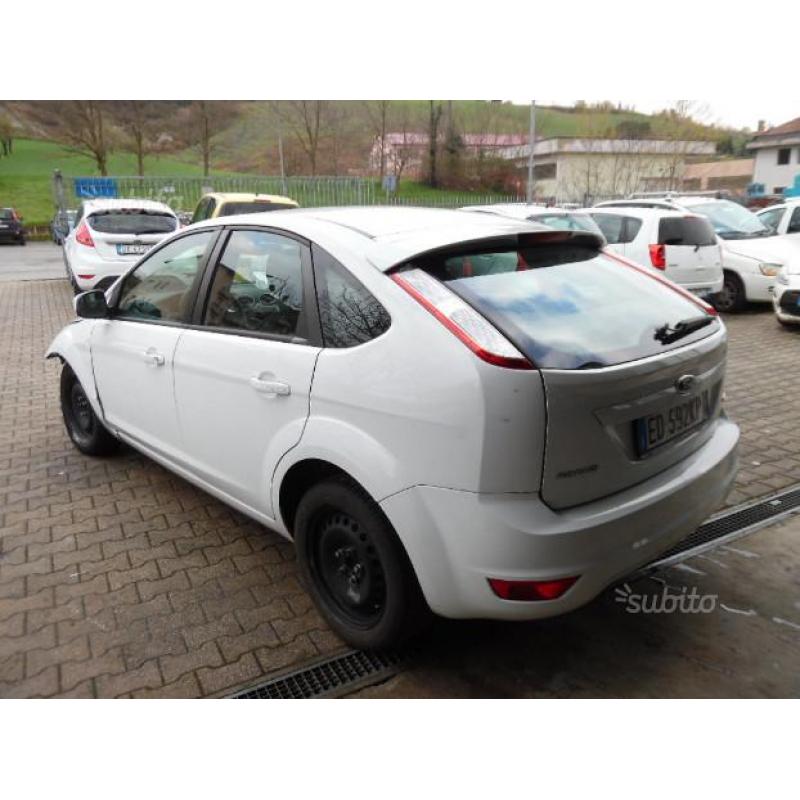 FORD Focus 1.6 td - 2010 sinistrata