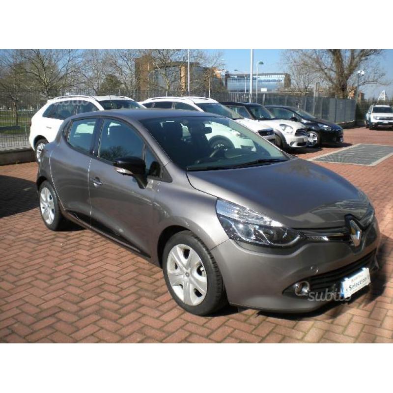 RENAULT Clio 4ª serie - 2015