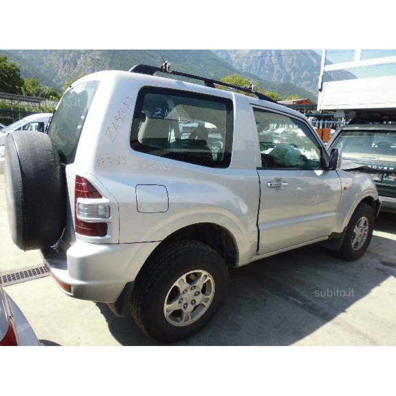 MITSUBISHI PAJERO 3 porte ricambi