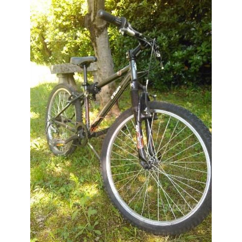 Mountain bike B-TWIN adatta 10-12 anni