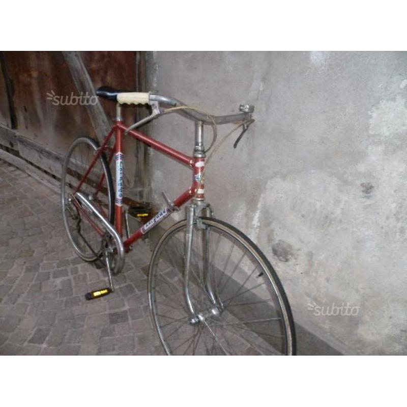 Bici da corsa anni 70 con manubrio da passeggio