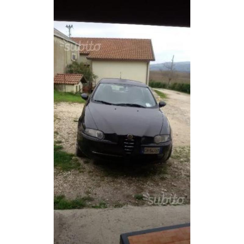 Alfa romeo 147 - 2000