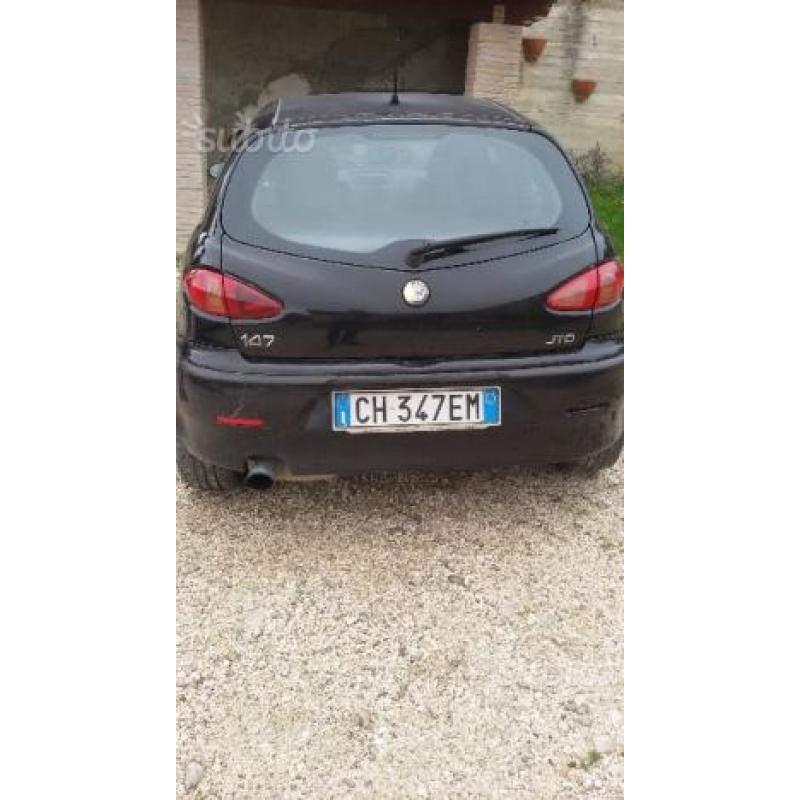 Alfa romeo 147 - 2000