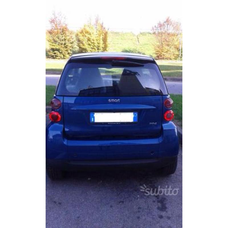 Smart fortwo 1000 mhd coupe pure 2010