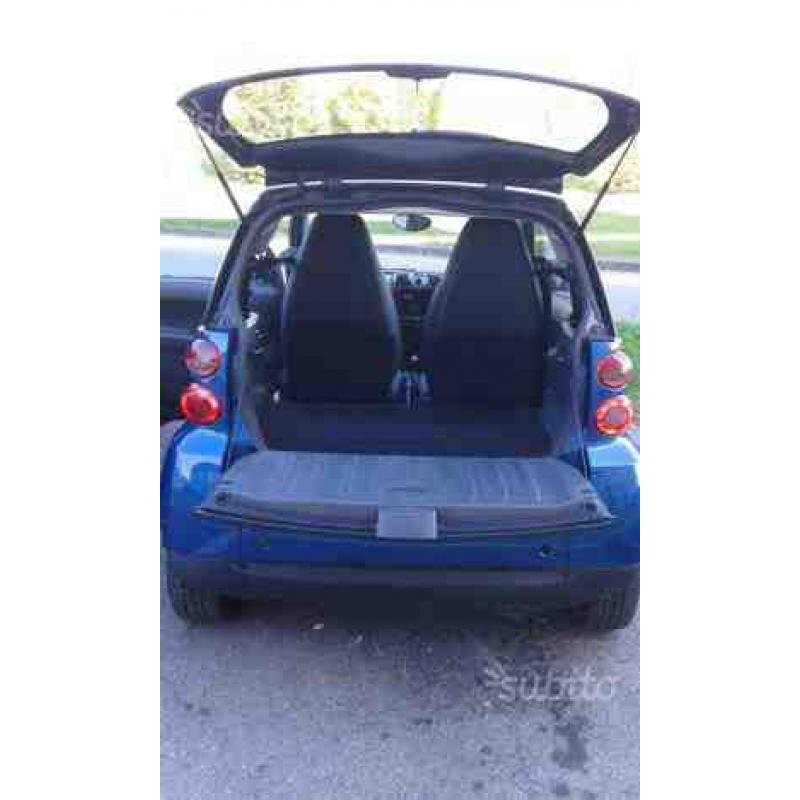 Smart fortwo 1000 mhd coupe pure 2010