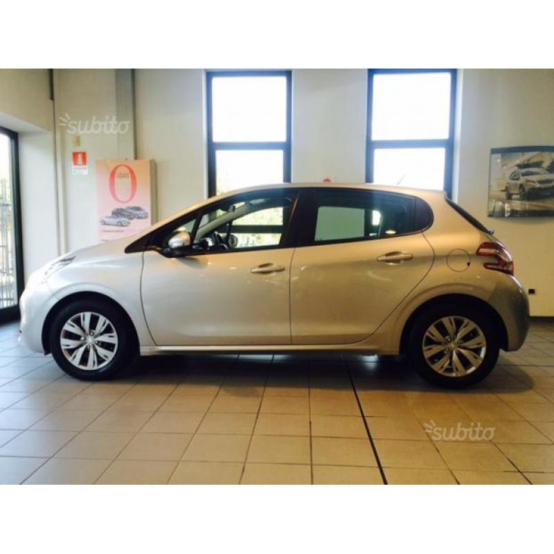 Peugeot 208 1.4 HDi 68 CV 5 porte Active