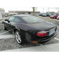 Jaguar XK R 4.0 Coupé 363Cv