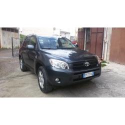 TOYOTA RAV4 4ª 136 cv diesel da vedere