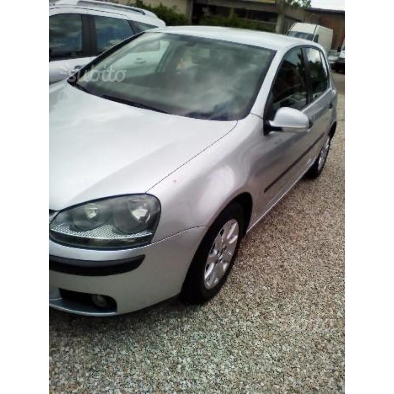 VOLKSWAGEN Golf 5ª serie - 2004 UNICO.P KM 160,000