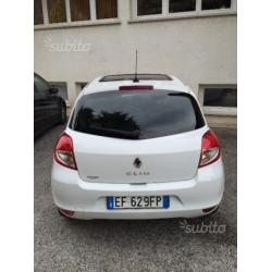 RENAULT Clio 3ª serie - 2010