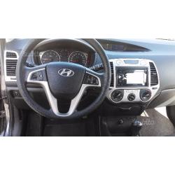 HYUNDAI i20 - 2012