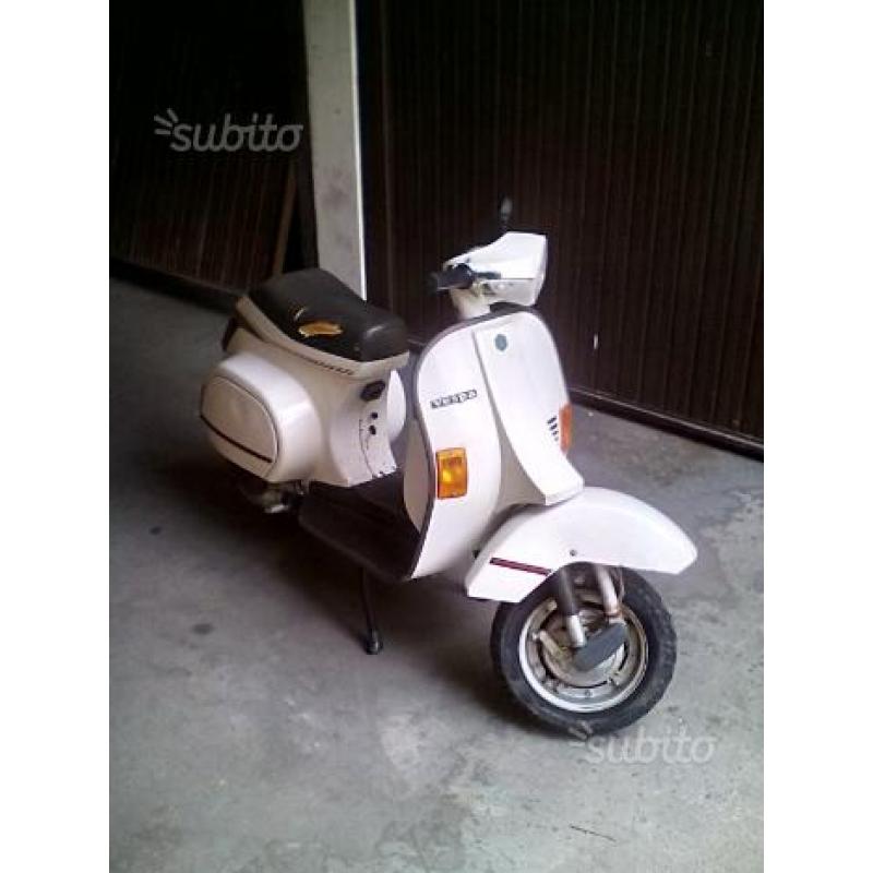 Vespa 50 Rush