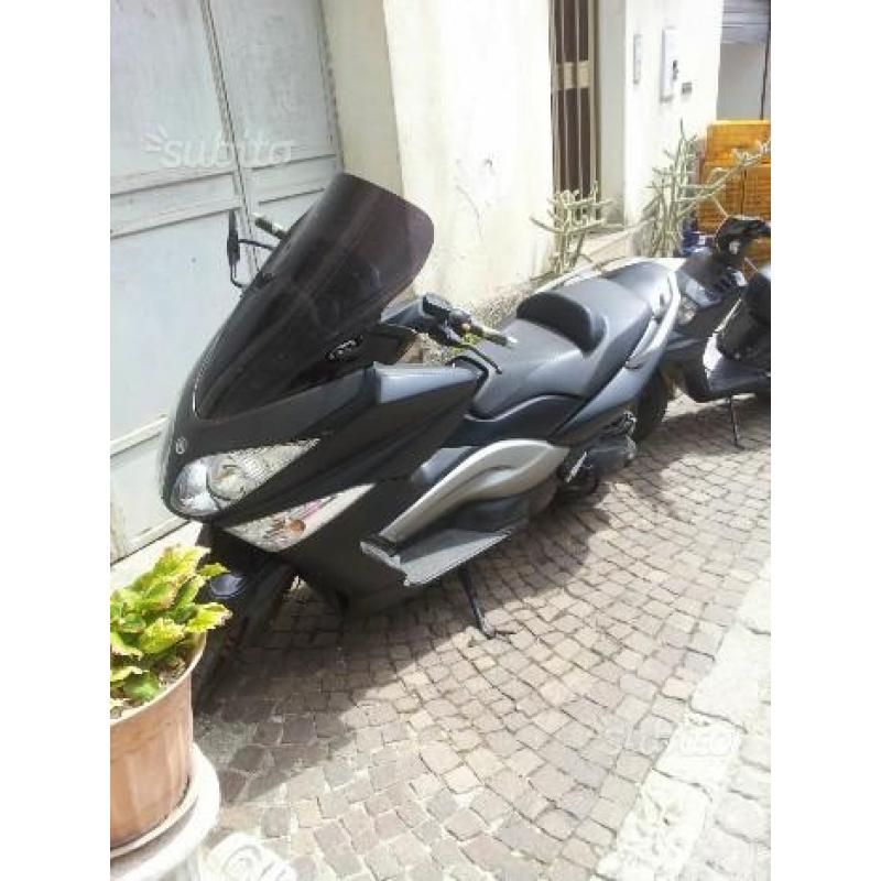 Yamaha T Max - 2008