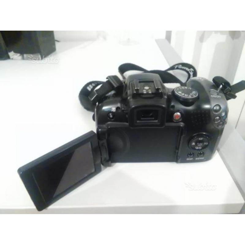 Canon powershot sx10 is